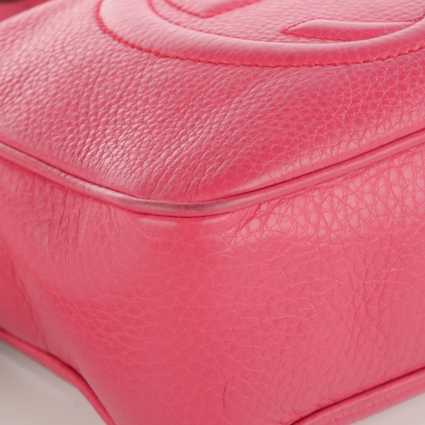 Pebbled Calfskin Small Soho Disco Bag Pink