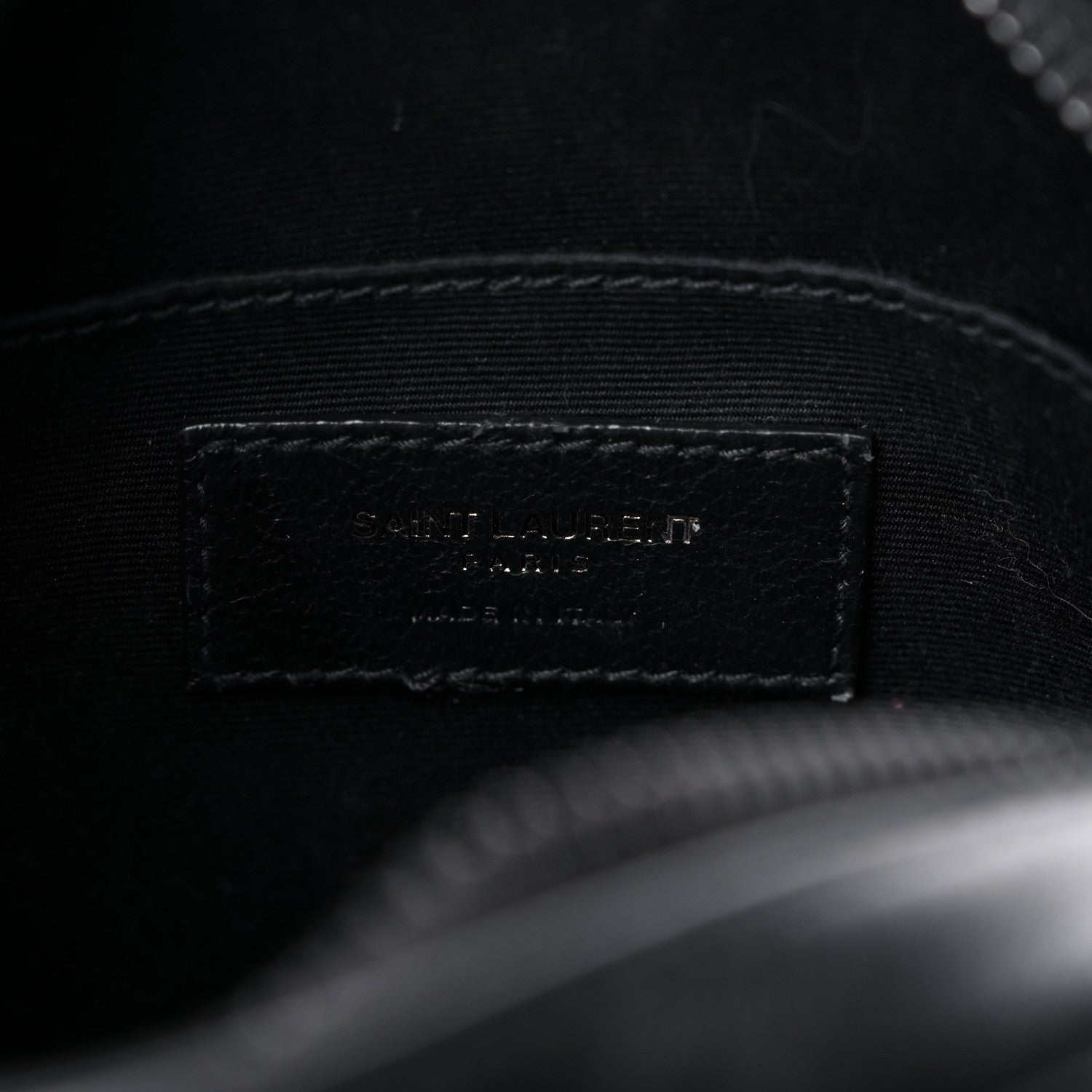 Saint Laurent Calfskin Matelasse Chevron Round Vinyle Camera Bag Black 6 of 12