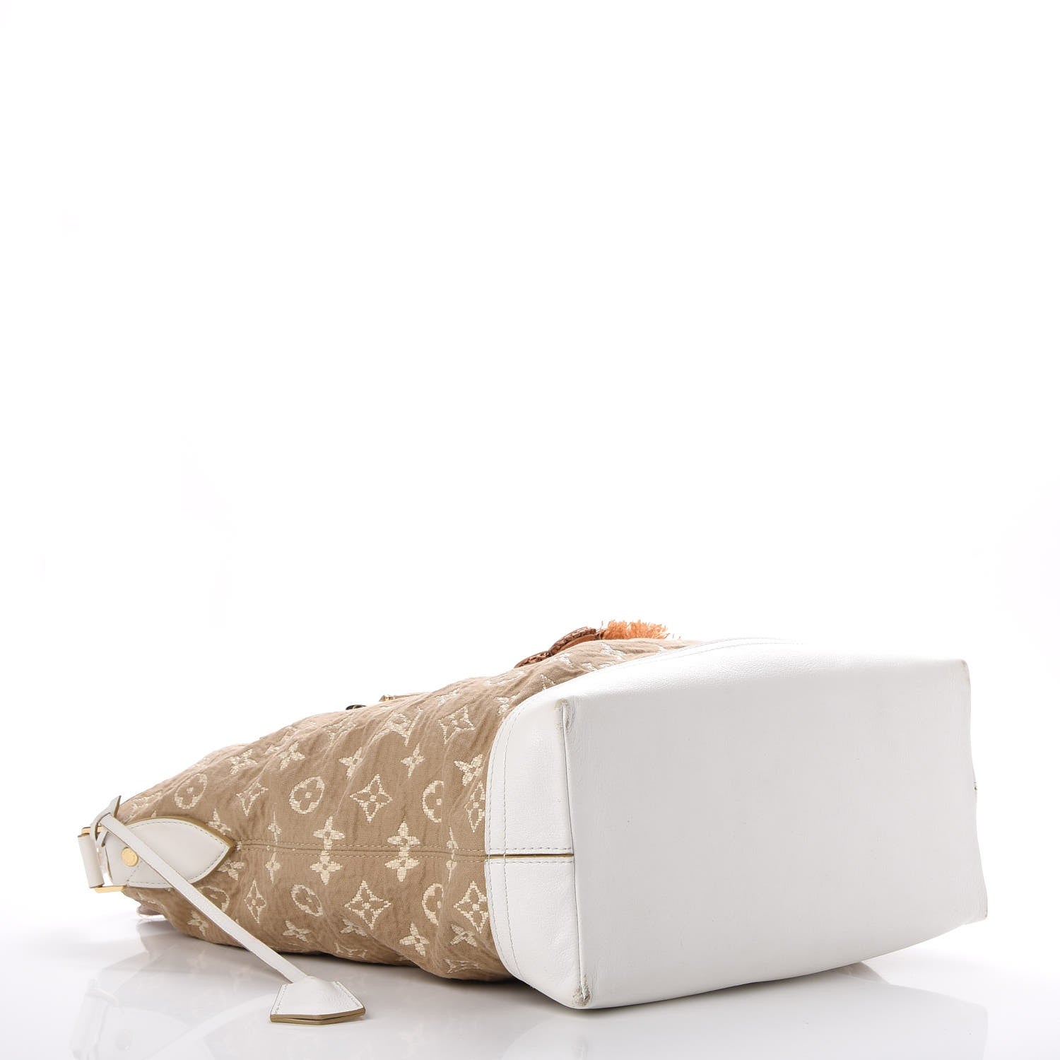 Louis Vuitton Monogram Sabbia Besace White 4 of 20