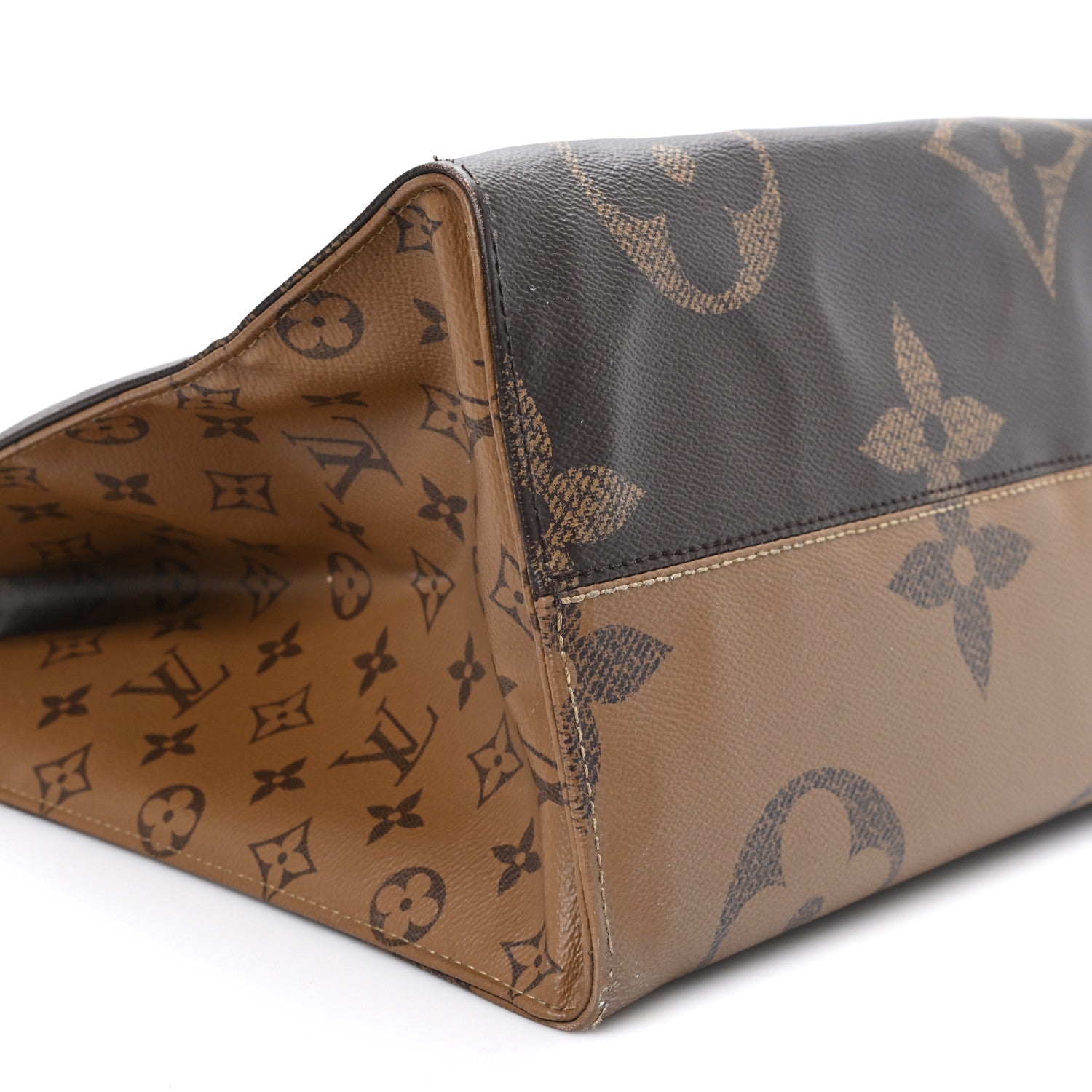 Louis Vuitton Reverse Monogram Giant Onthego GM 8 of 12