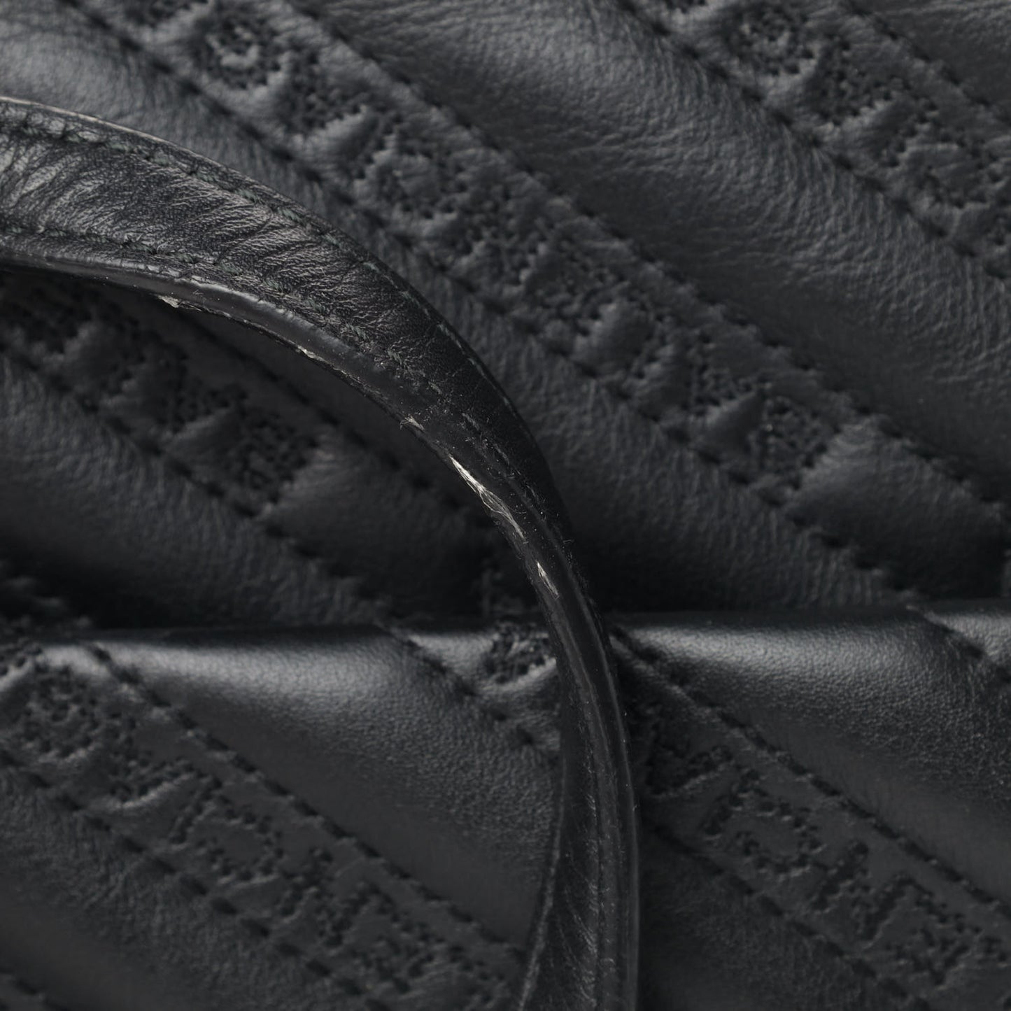 Calfskin Logo Matelasse Large BB Flap Chain Shoulder Bag Black
