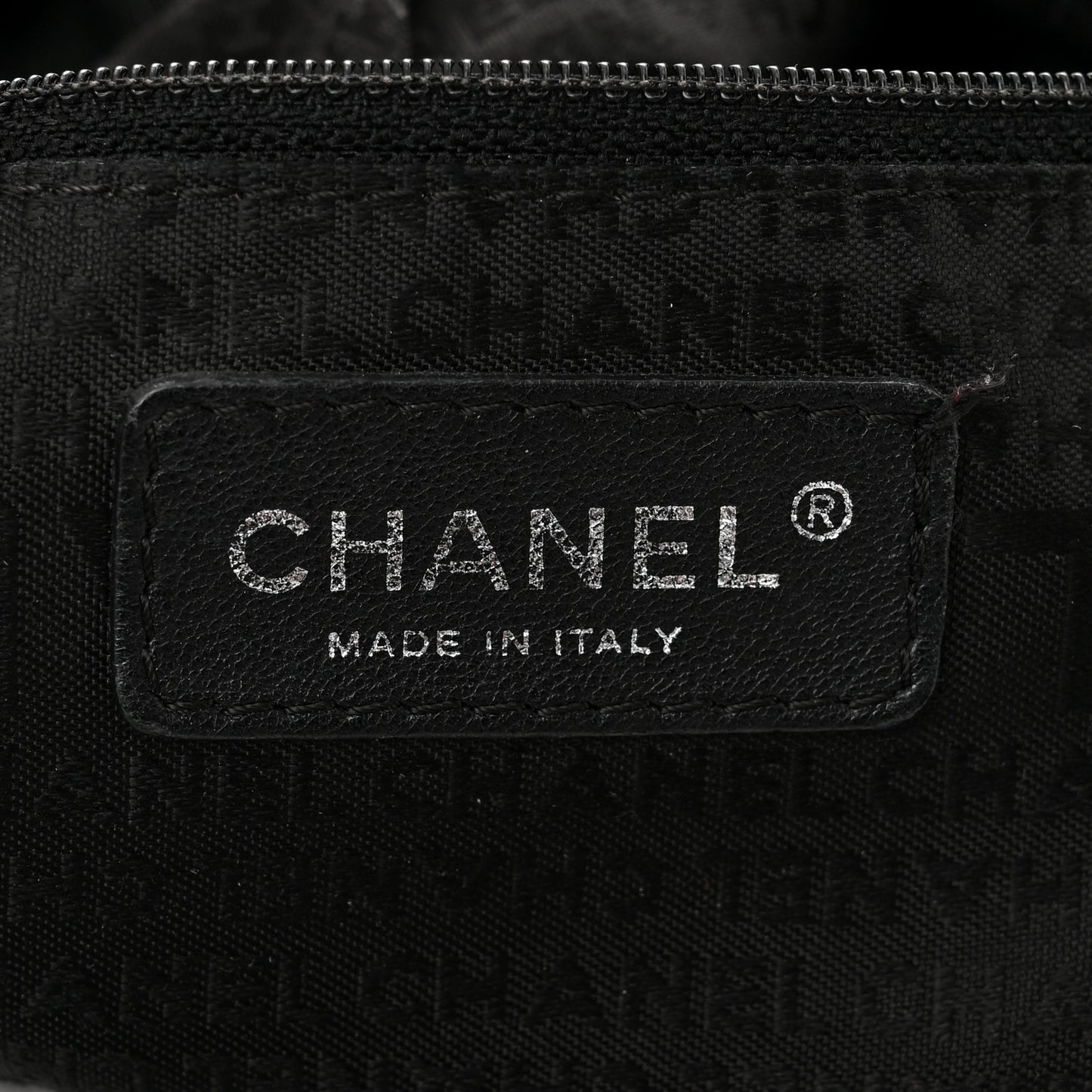 Distressed Caviar XL Coco Cabas Black