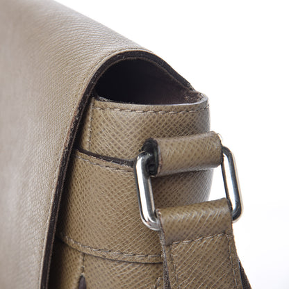 Louis Vuitton Taiga Roman PM Messenger Oural 27 of 27