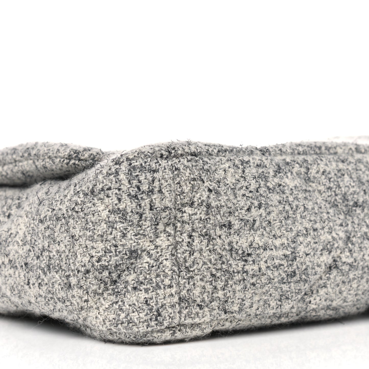 Tweed Quilted Medium Chanel 19 Flap Grey Ecru