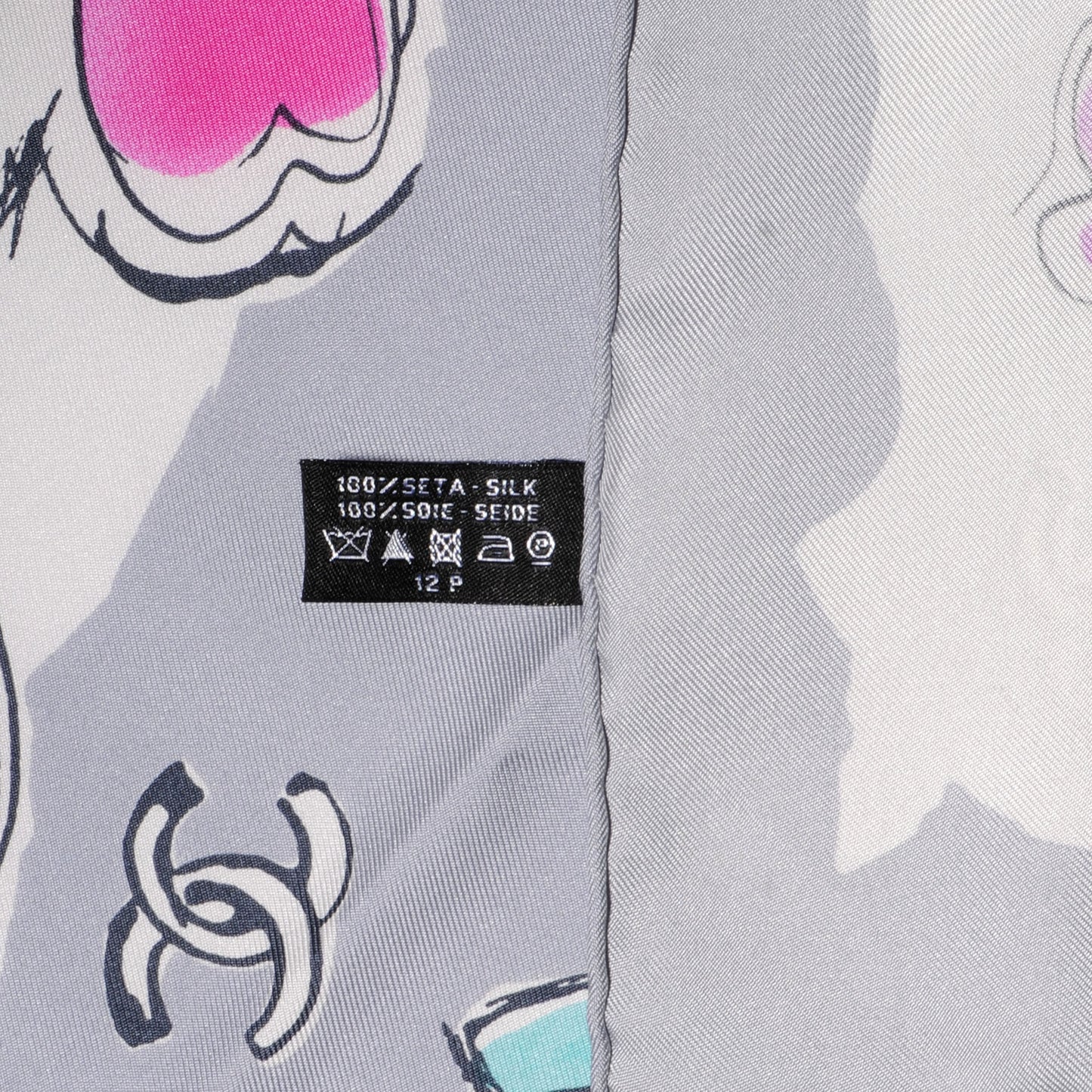 Silk CC Camellia Clover Heart Scarf Grey