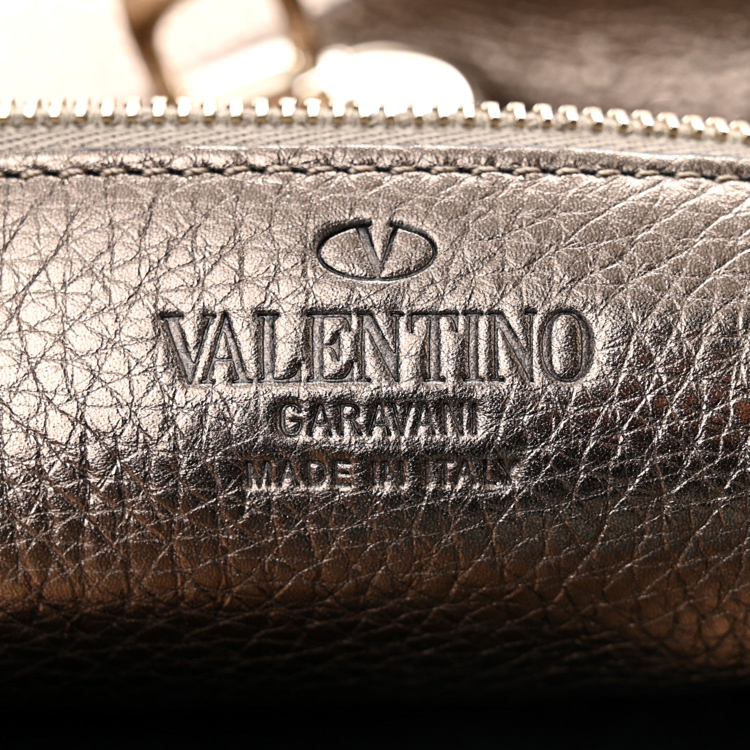 Valentino Garavani Metallic Pebbled Calfskin Large Rockstud Flip-Lock Messenger Bag Sasso 5 of 8