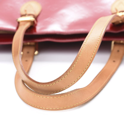 Louis Vuitton Vernis Brentwood Pomme D'Amour 7 of 11
