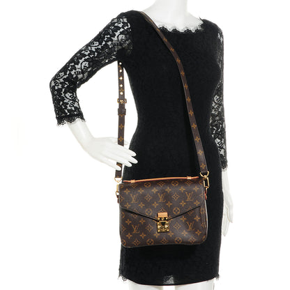 Louis Vuitton Monogram Pochette Metis 2 of 8