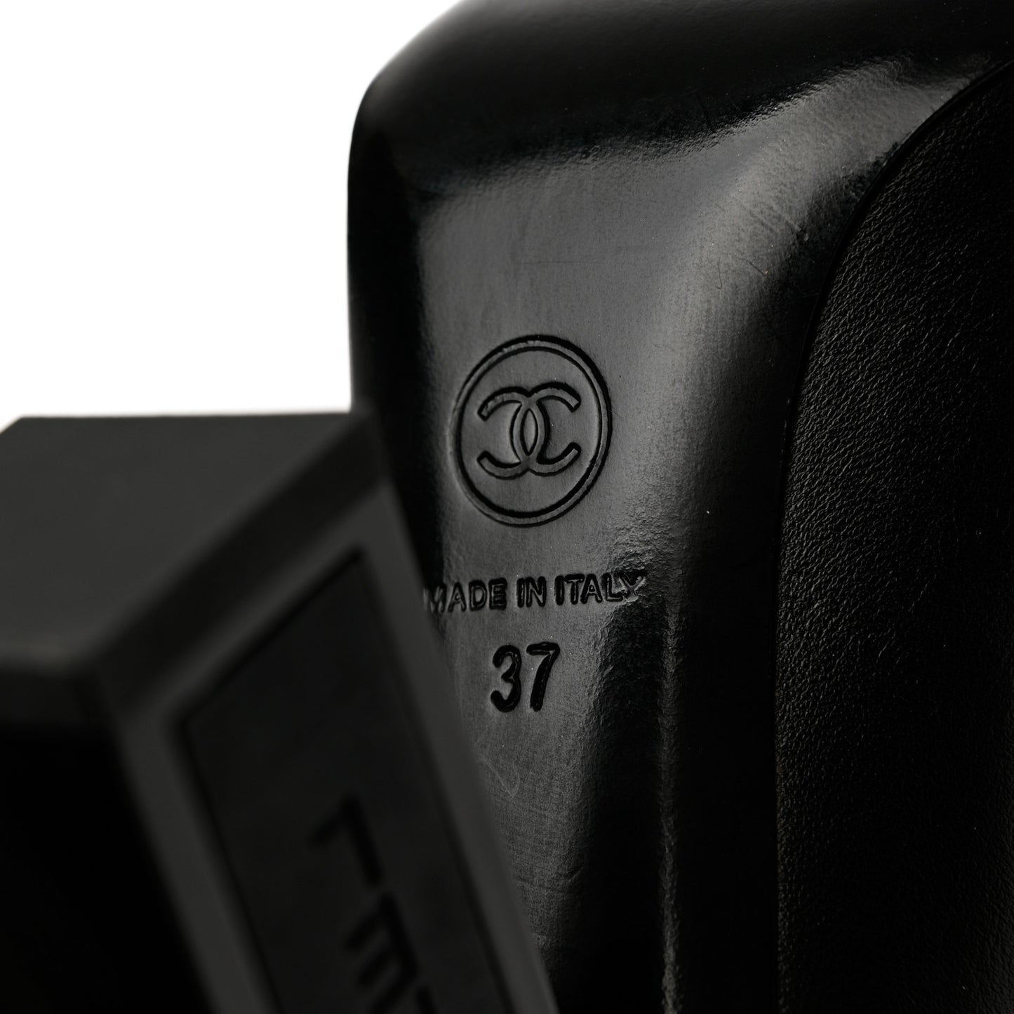 Lambskin Logo Pumps 37 Black