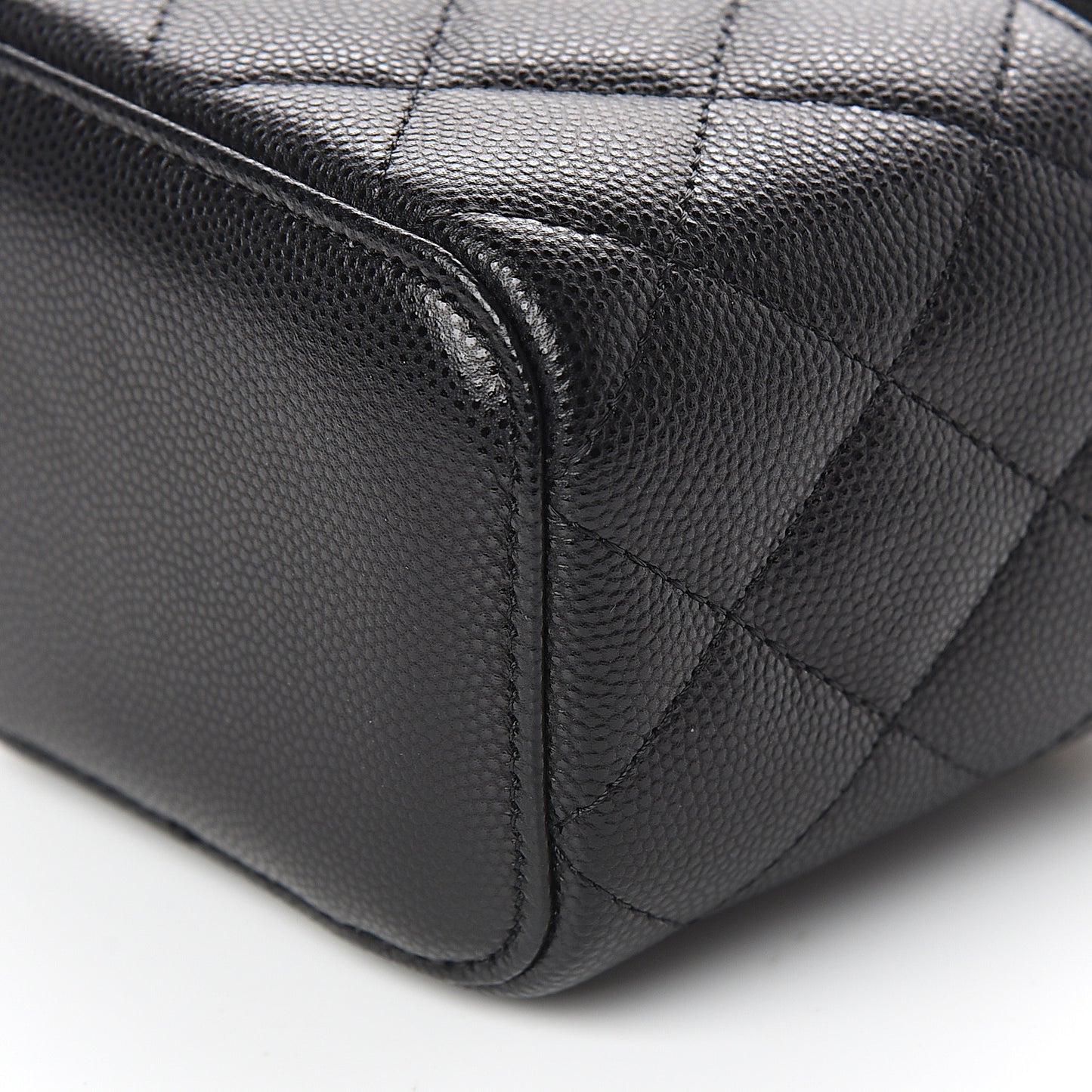 Caviar Quilted Mini Vanity Case With Chain Black