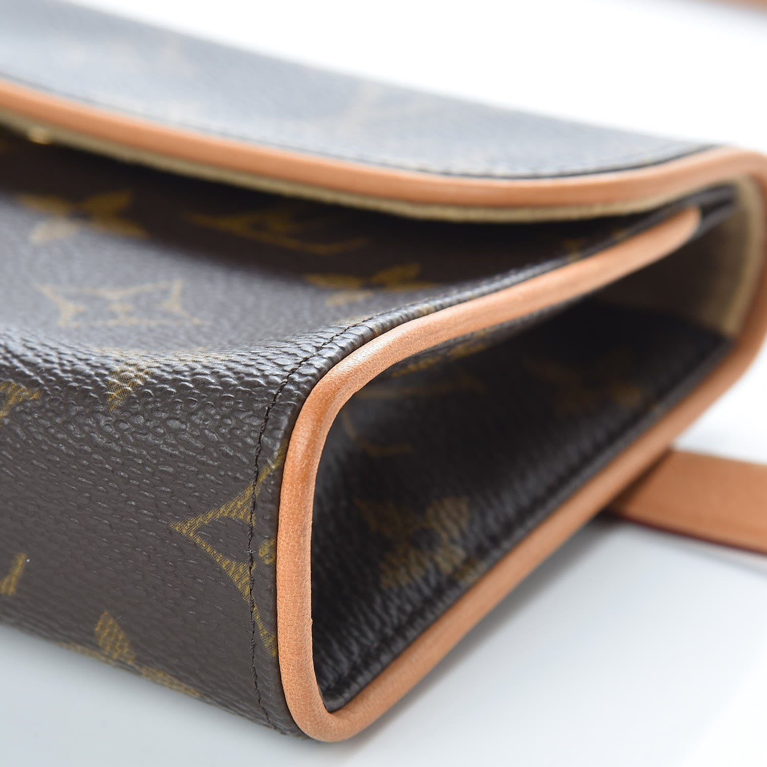 Louis Vuitton Monogram Pochette Florentine S 10 of 10