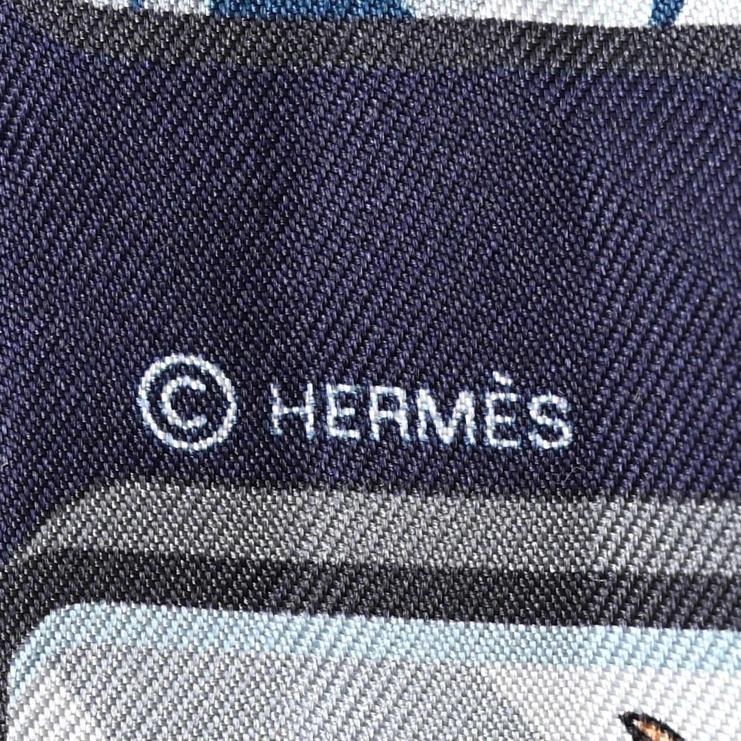 Hermes Silk Story Twilly Marine Gris Gold 4 of 5