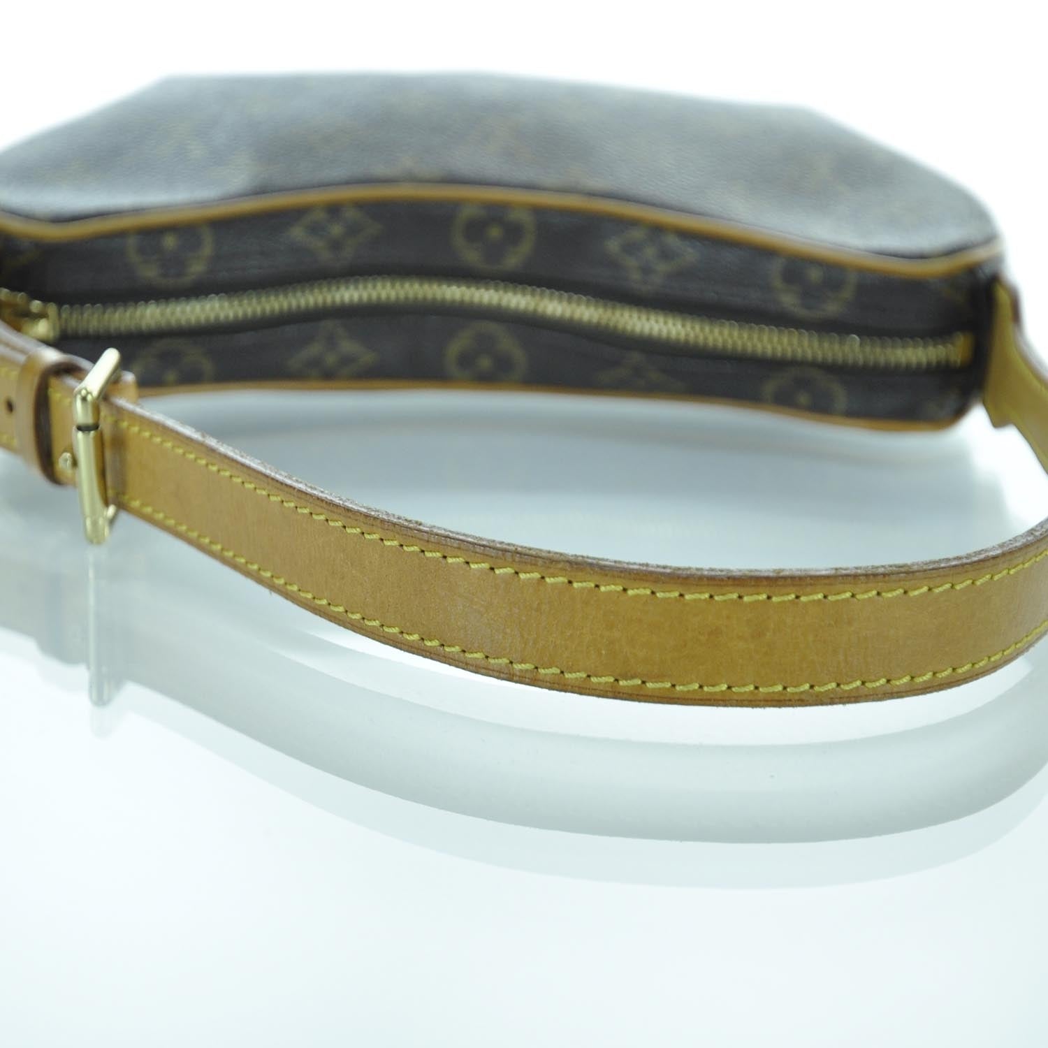 Louis Vuitton Monogram Croissant PM 7 of 10