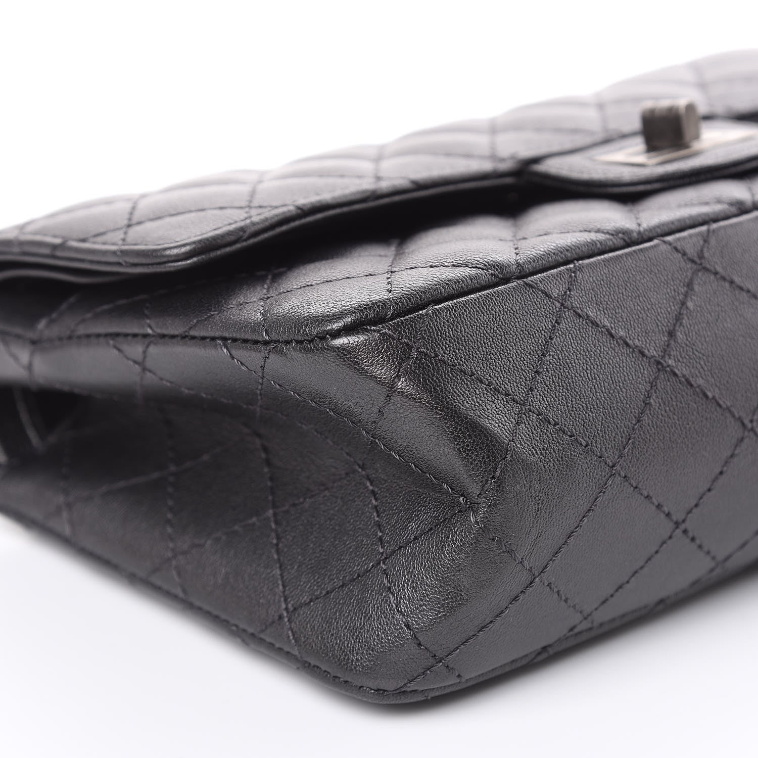 Chanel Metallic Sheepskin Quilted 2.55 Reissue 225 Flap Black 8 of 12