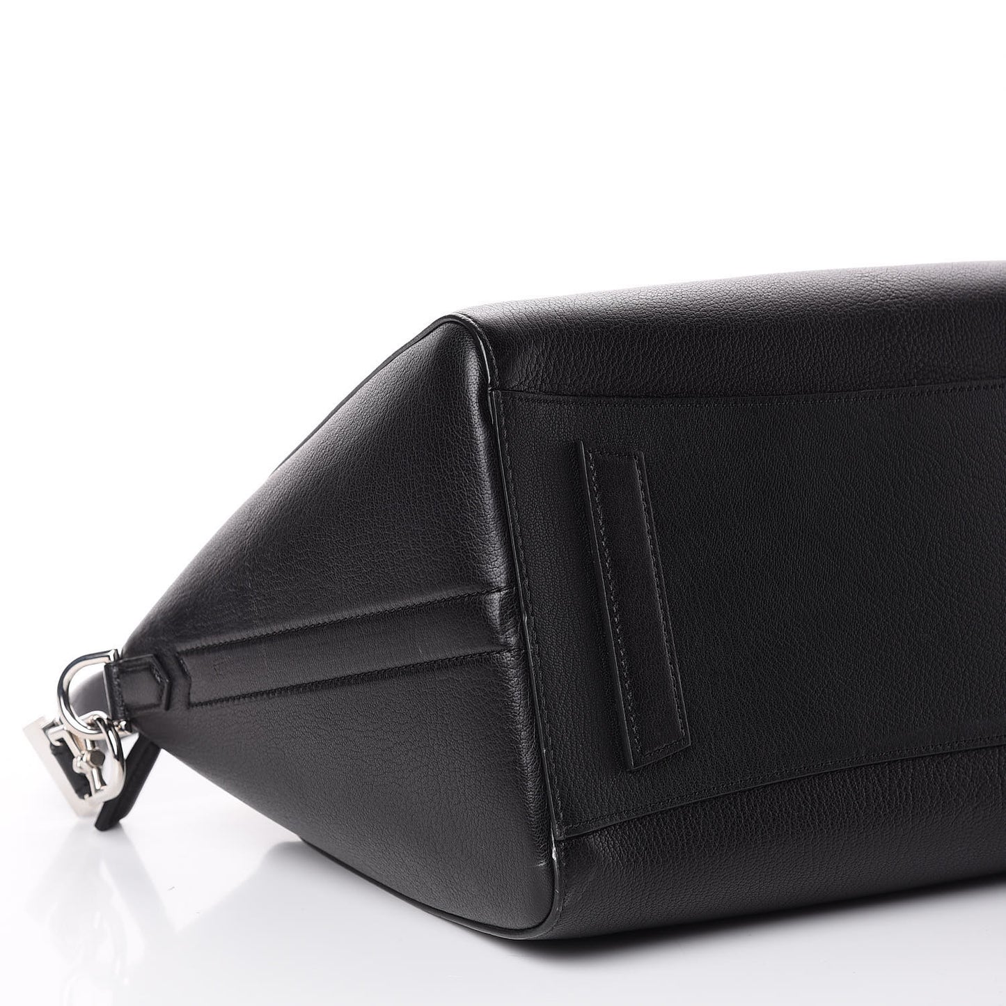 Sugar Goatskin Medium Antigona Black