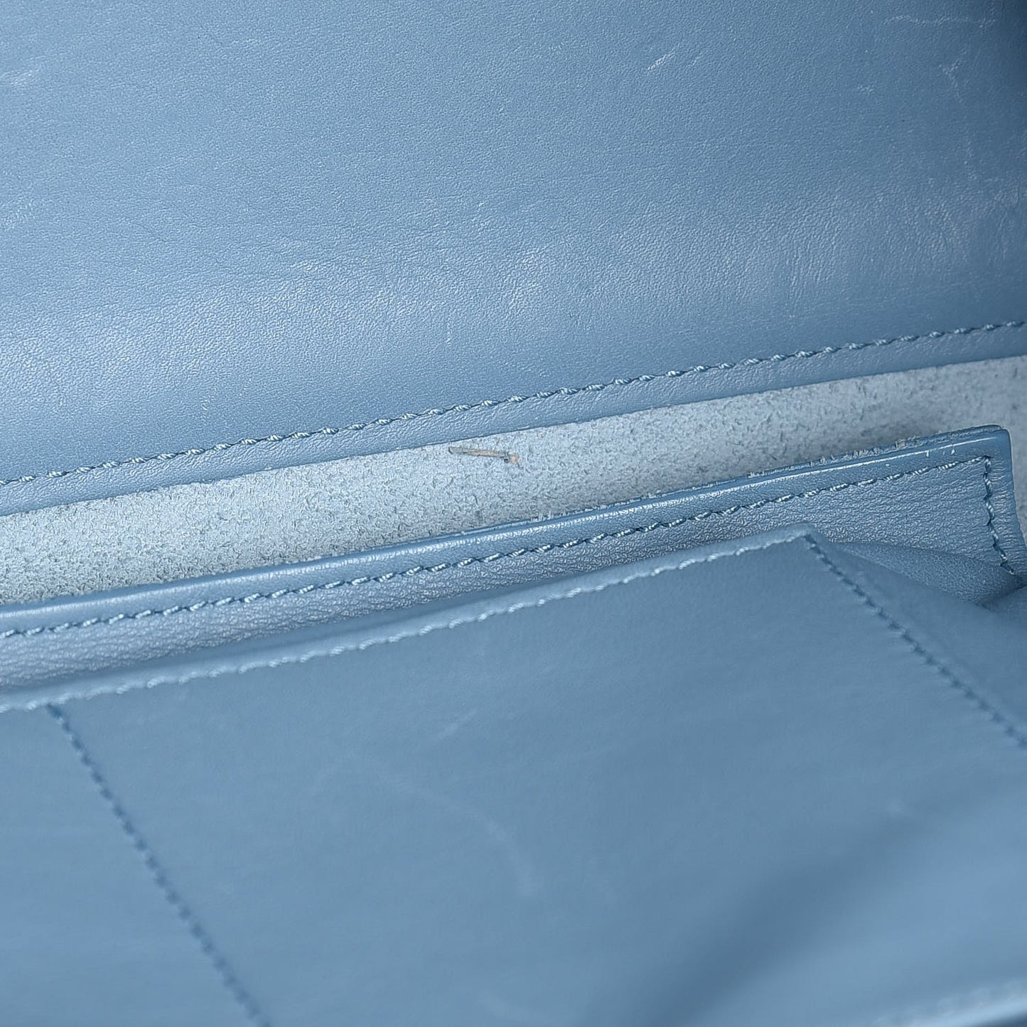 Calfskin Medium Classic Y Cabas Blue Glacier