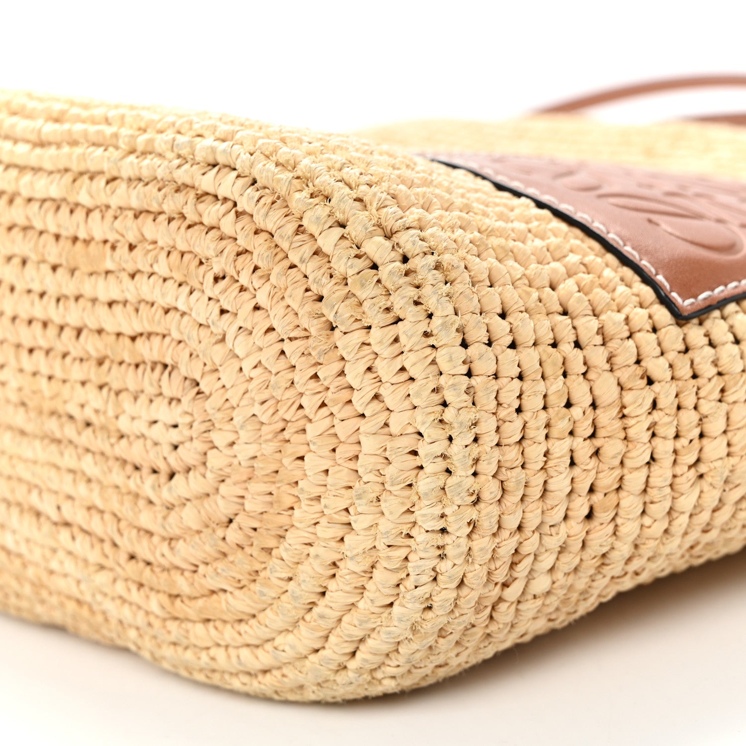 Loewe Calfskin Raffia Paulas Ibiza Pochette Bag Natural Tan 10 of 12