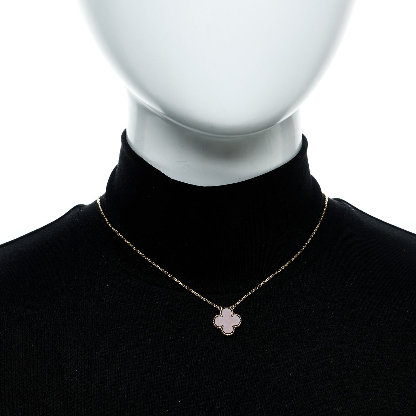 18K Yellow Gold Carnelian Vintage Alhambra Pendant Necklace