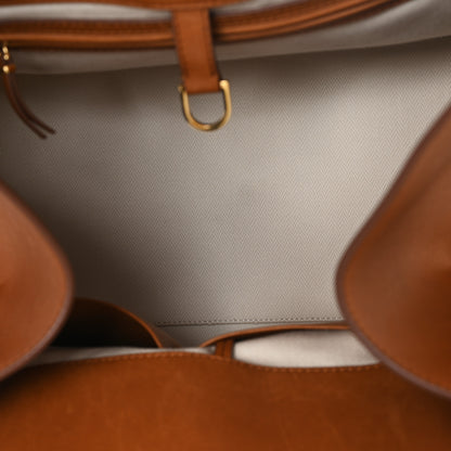 The Row Polished Saddle Calfskin Soft Margaux 17 Cuir 4 of 11