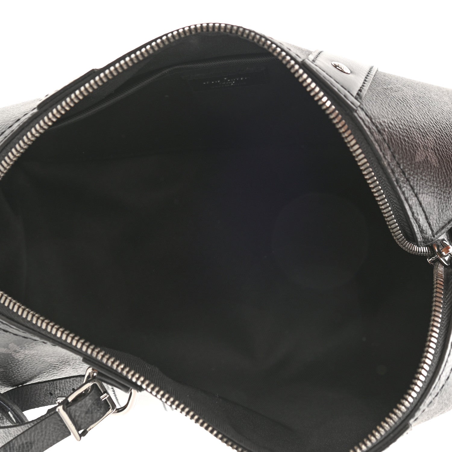 Louis Vuitton Reverse Monogram Eclipse City Keepall 5 of 7