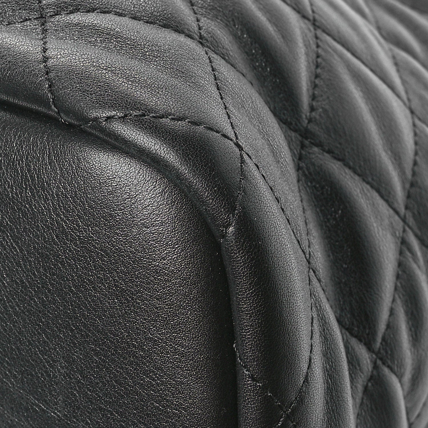 Saint Laurent Calfskin Quilted ES Giant Travel Bag Black 9 of 11
