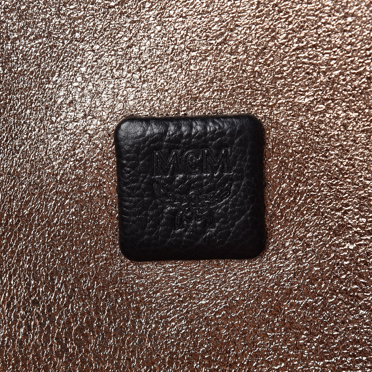 Grained Calfskin Medium Reversible Wandel Tote Black