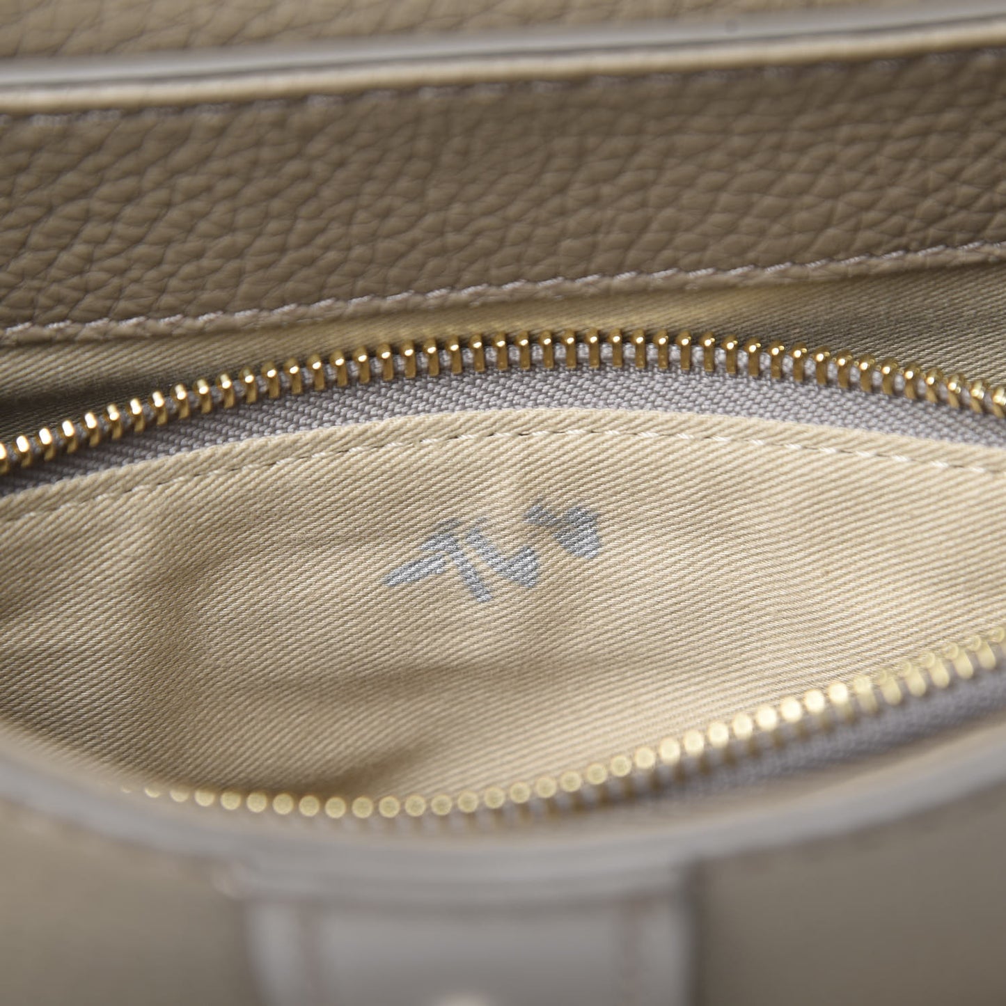 Shiny Grained Calfskin Small Aby Day Shoulder Bag Motty Grey
