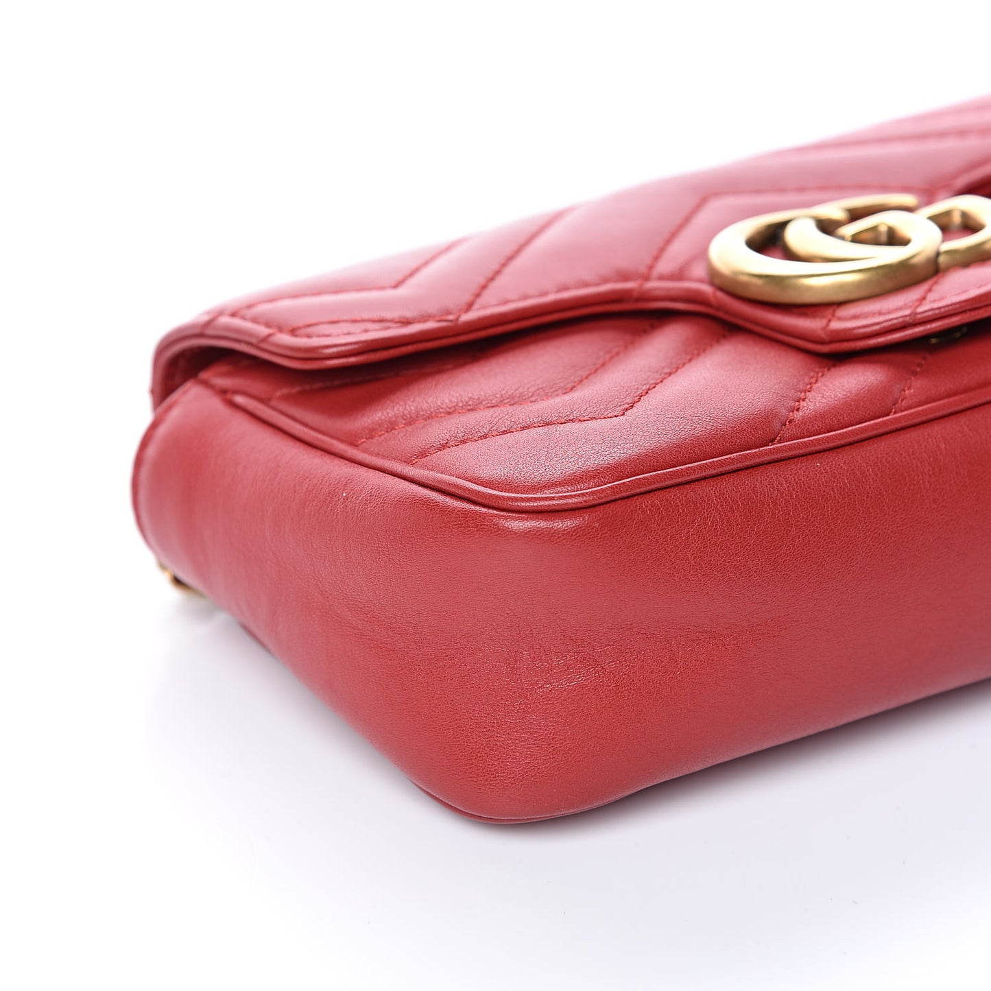 Calfskin Matelasse Super Mini GG Marmont Shoulder Bag Hibiscus Red