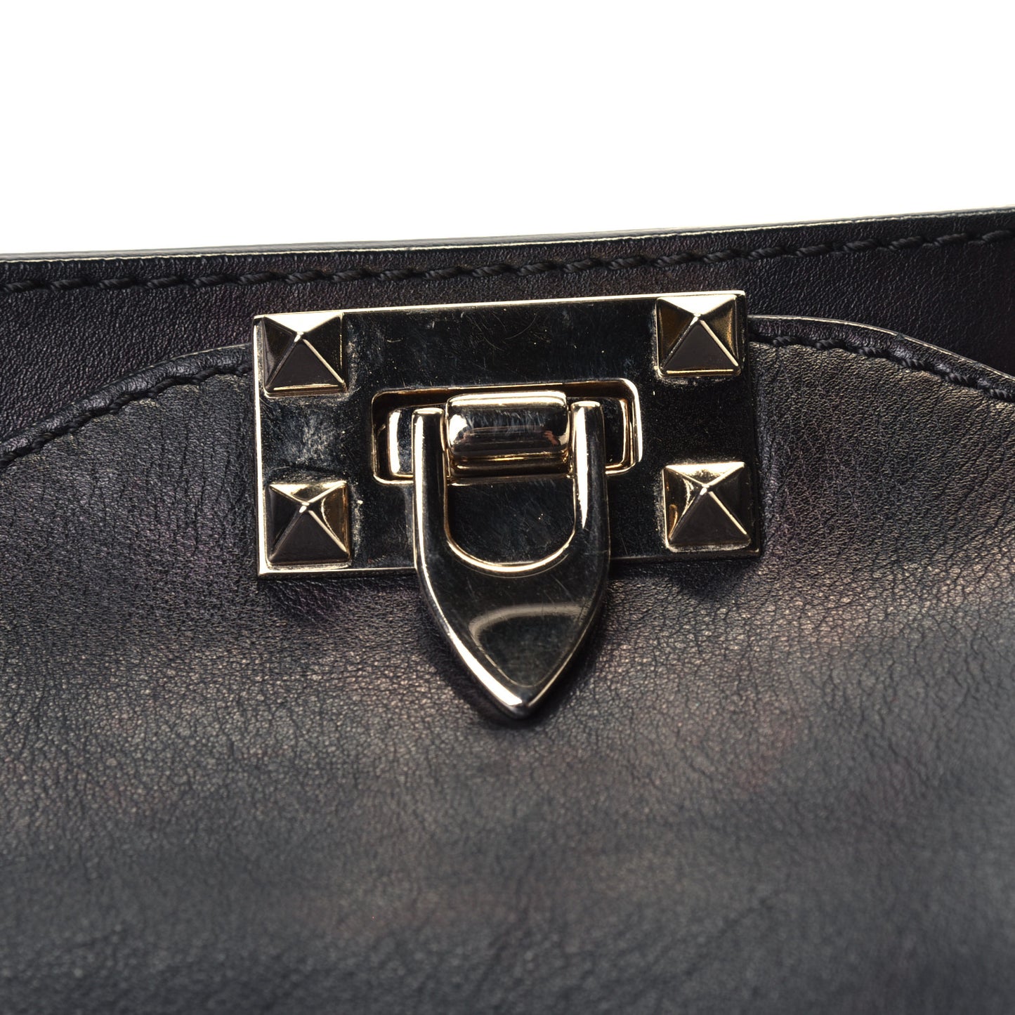 Vitello Medium Rockstud Tote Black