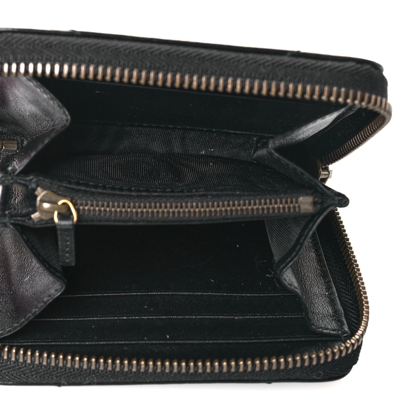Calfskin Matelasse GG Marmont 2.0 Zip Wallet Black