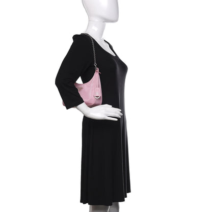 Prada Nylon Re-Edition 2005 Shoulder Bag Rosa 3 of 11