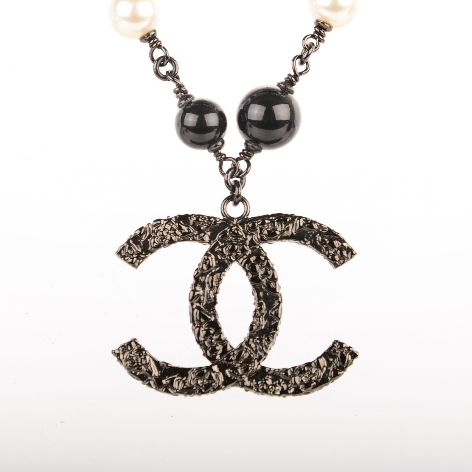 Chanel Ruthenium Pearl Beaded CC Short Necklace Black 3 of 4
