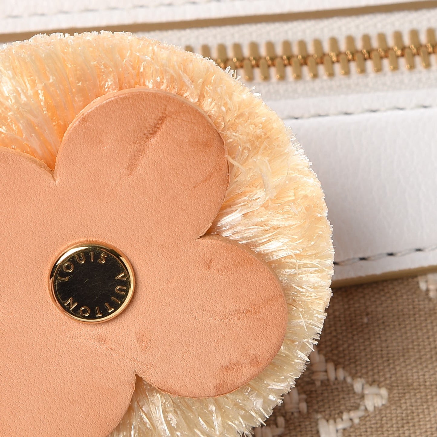 Monogram Sabbia Besace White