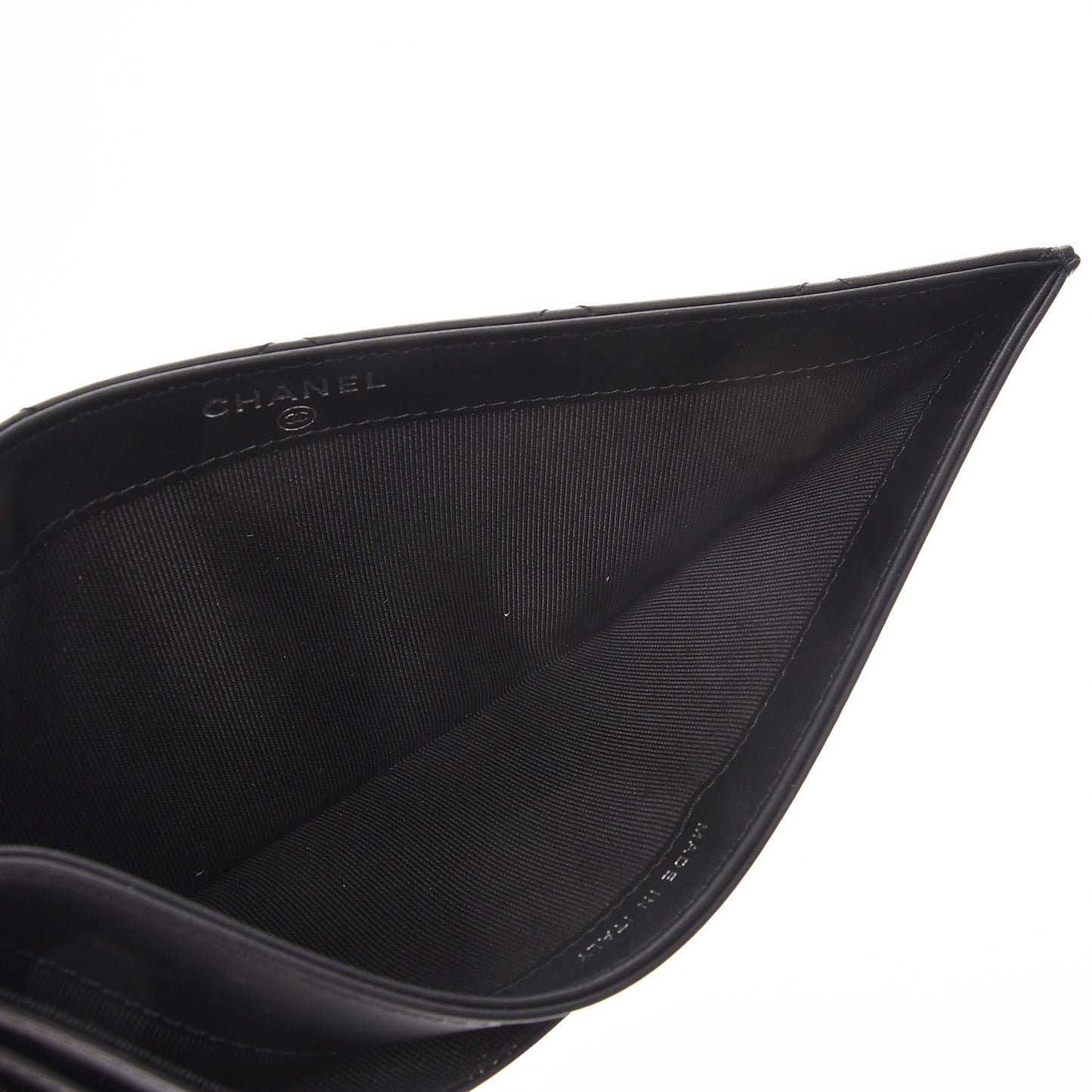 Caviar Quilted Travel Wallet Black