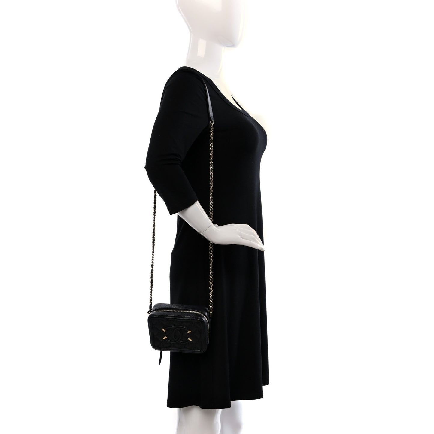 Caviar Quilted CC Filigree Vanity Clutch With Chain Black
