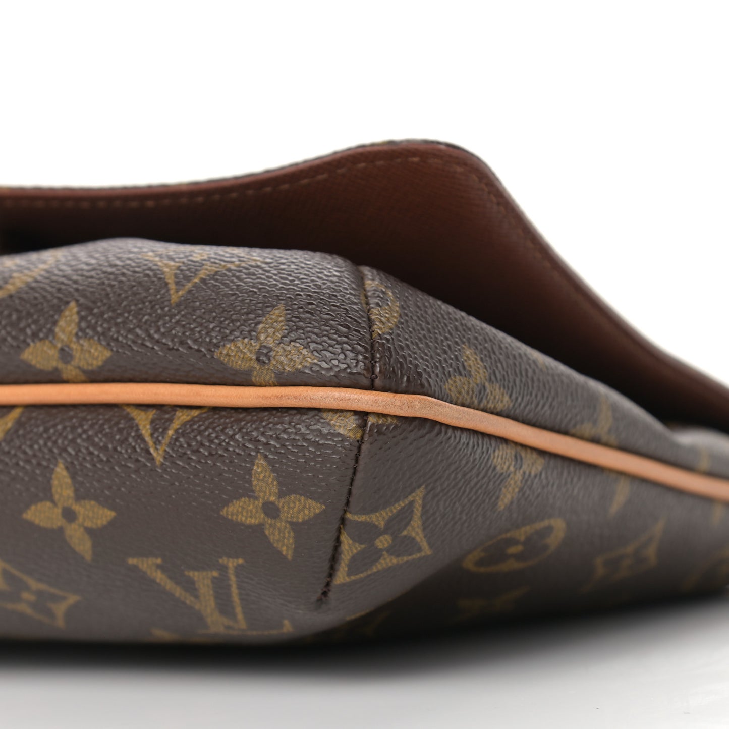 Monogram Musette Tango