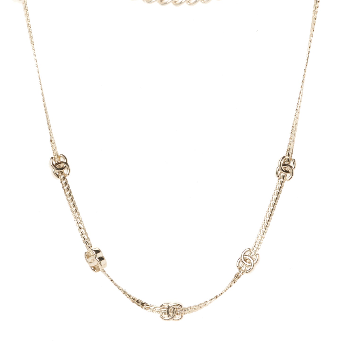 Metal CC Short Chain Necklace Gold