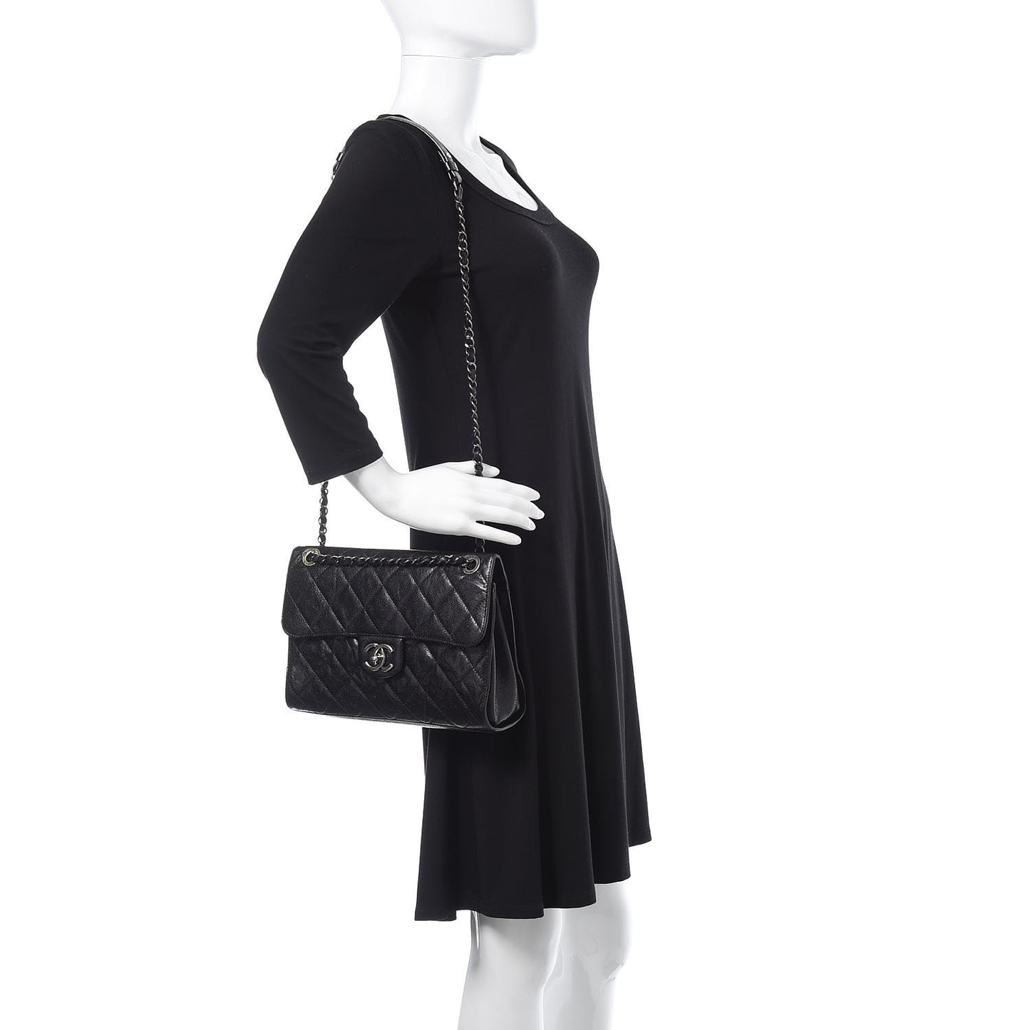 Crumpled Grained Calfskin Medium CC Crave Flap Black