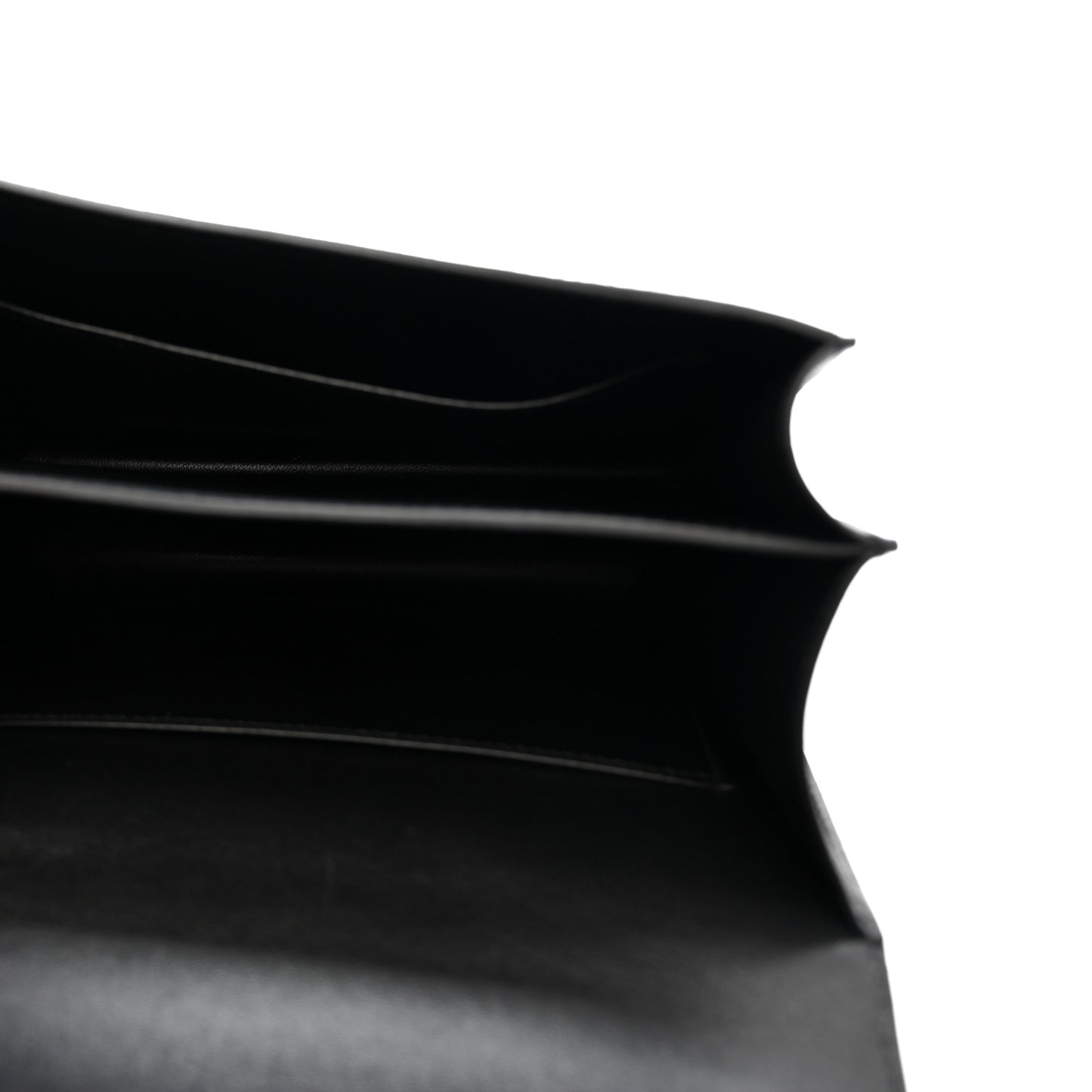 Epsom Constance 18 Black