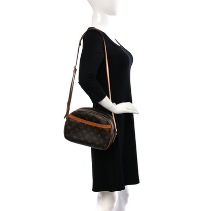Louis Vuitton Monogram Blois 2 of 9
