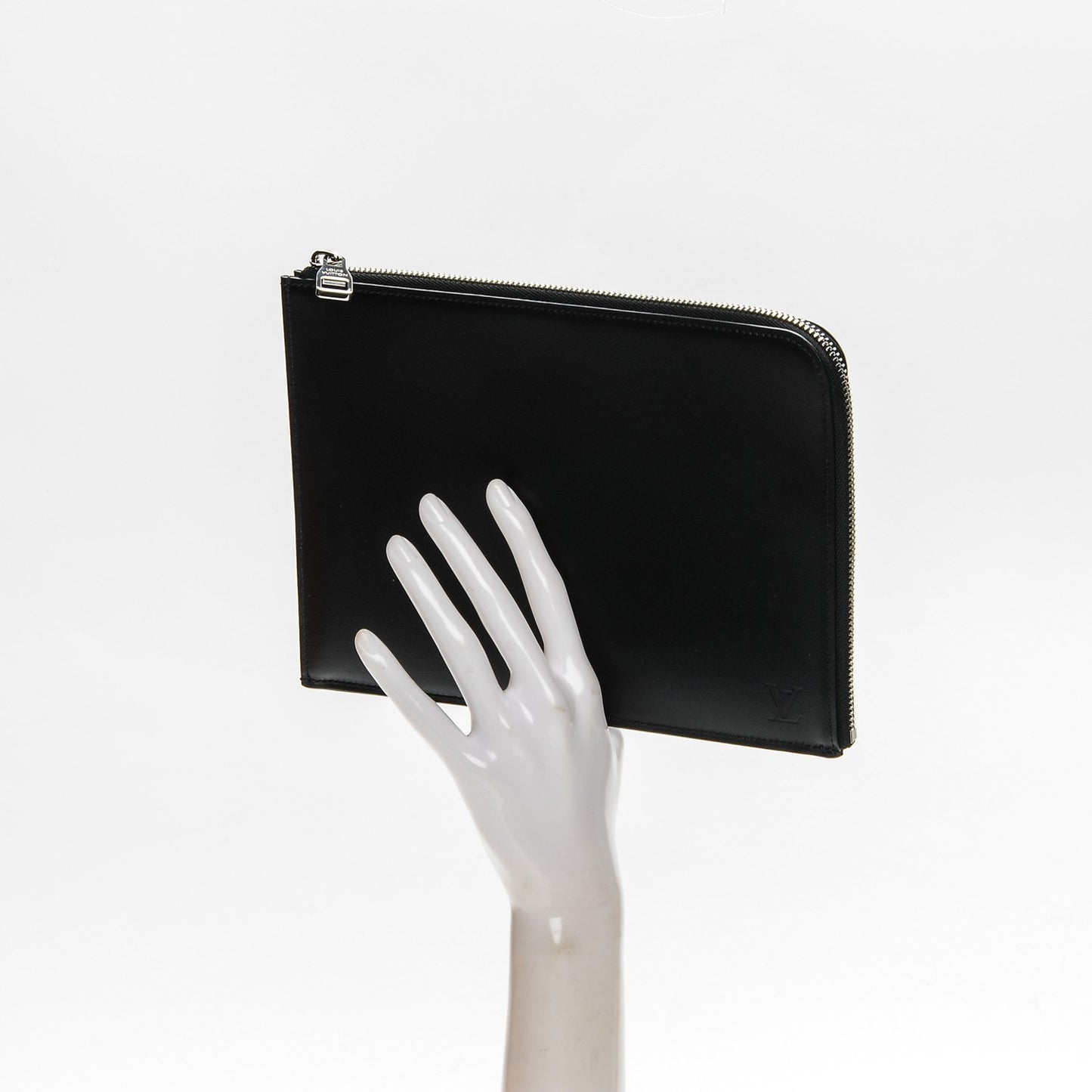 Calfskin Souple Pochette Jour PM Black
