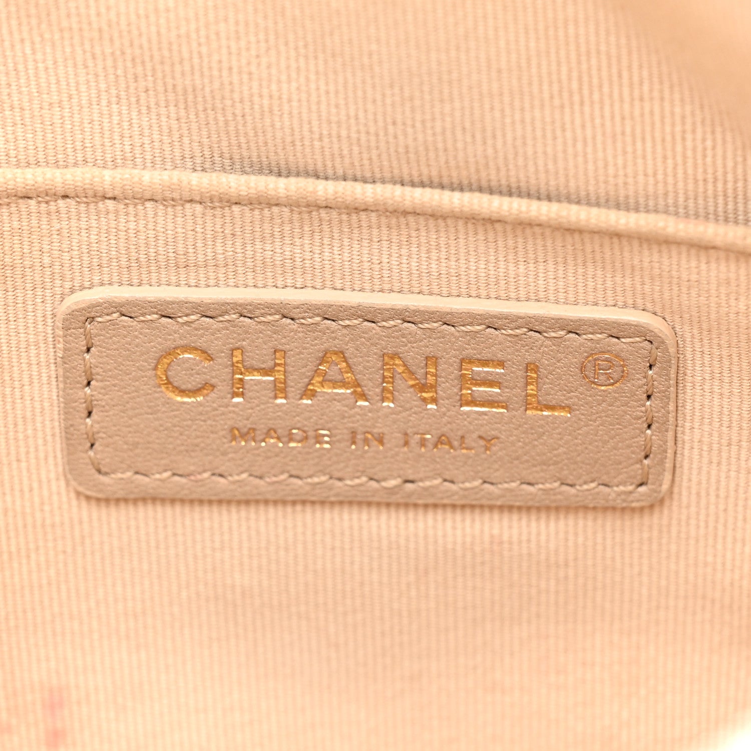 Chanel Shiny Caviar Quilted Chain Melody Camera Bag White 6 of 14