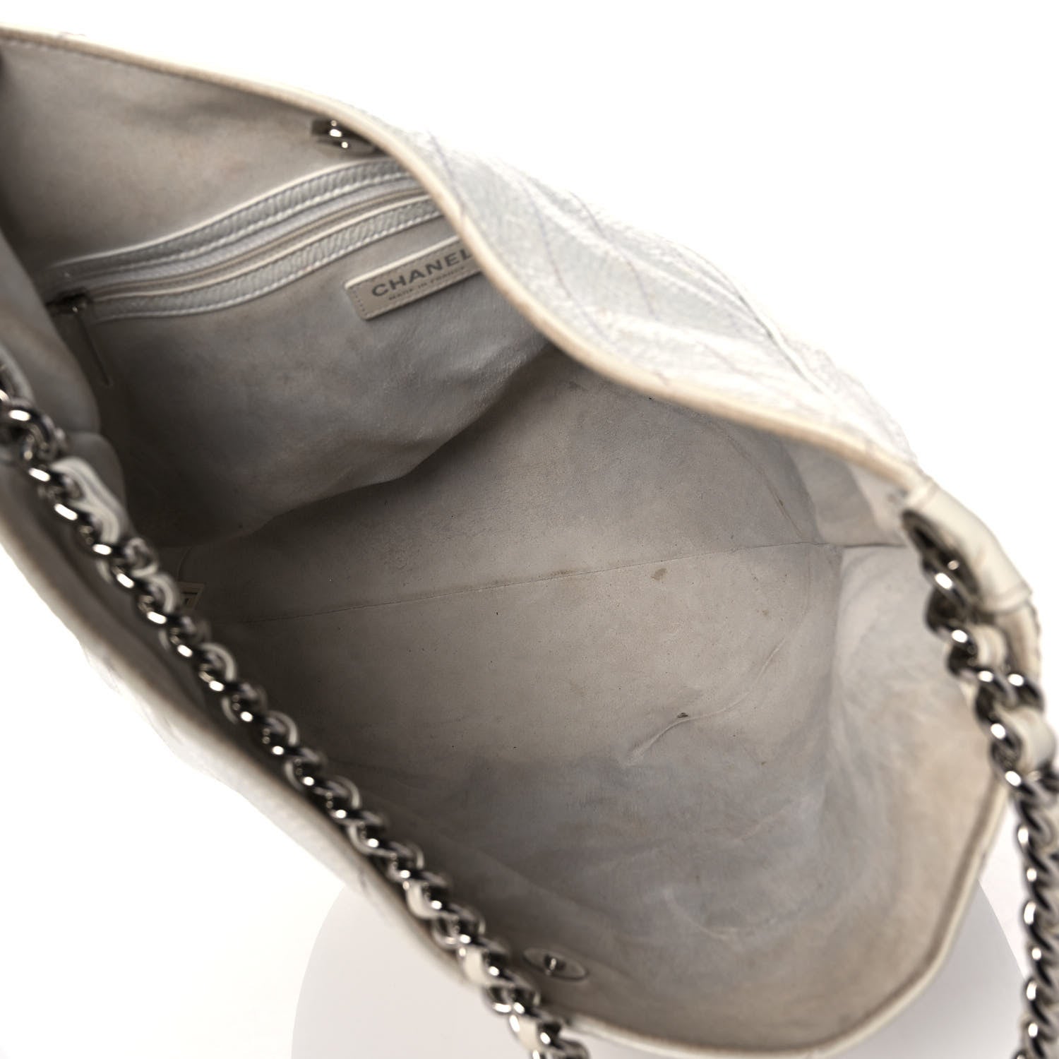 Chanel Crumpled Patent Small Droplet Hobo White 5 of 15