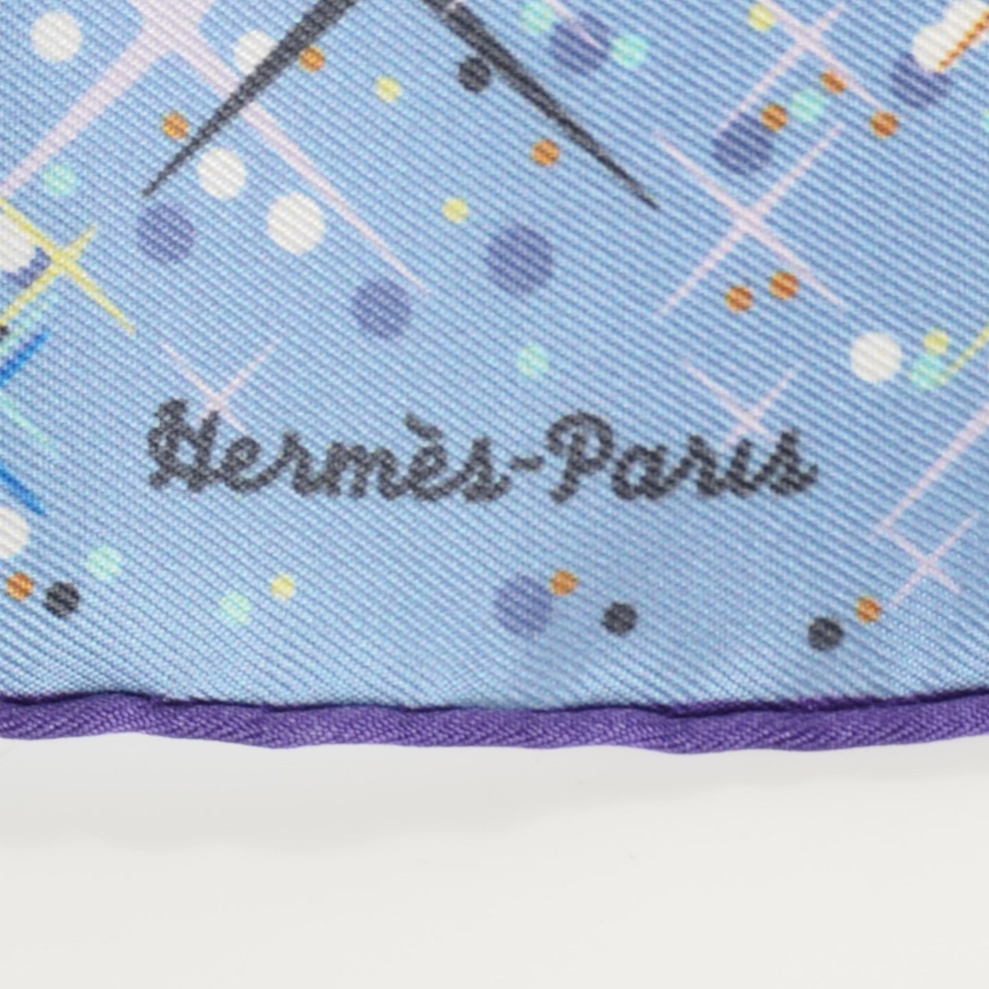 Silk Magic Kelly Scarf 90 Bleu Ceil Violet Craie