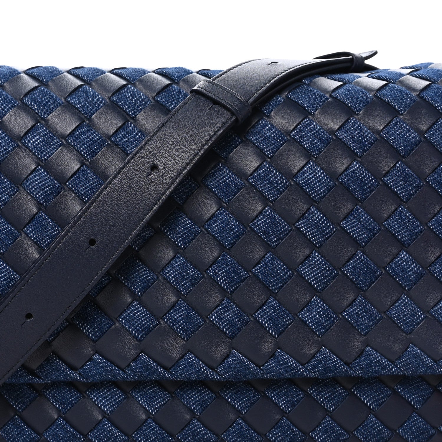 Bottega Veneta Denim Nappa Intrecciato Padded Messenger Abyss Indigo 7 of 9
