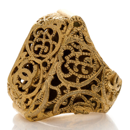 Chanel Baroque CC Ring 52 6 Gold 3 of 6