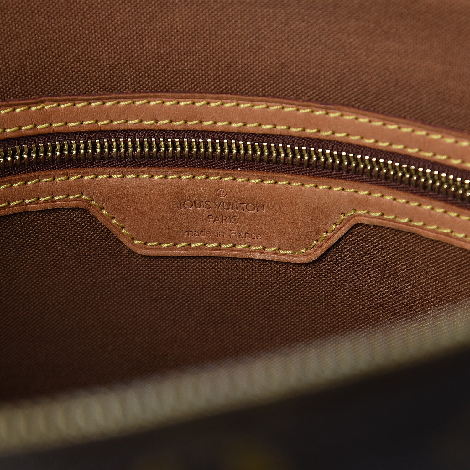 Louis Vuitton Monogram Cabas Mezzo 5 of 8