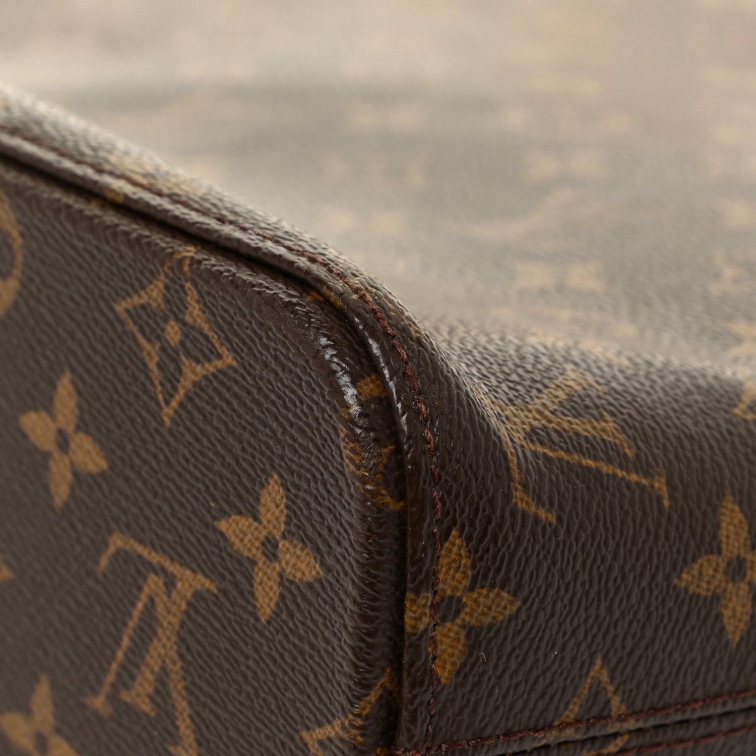 Louis Vuitton Monogram Luco 13 of 25