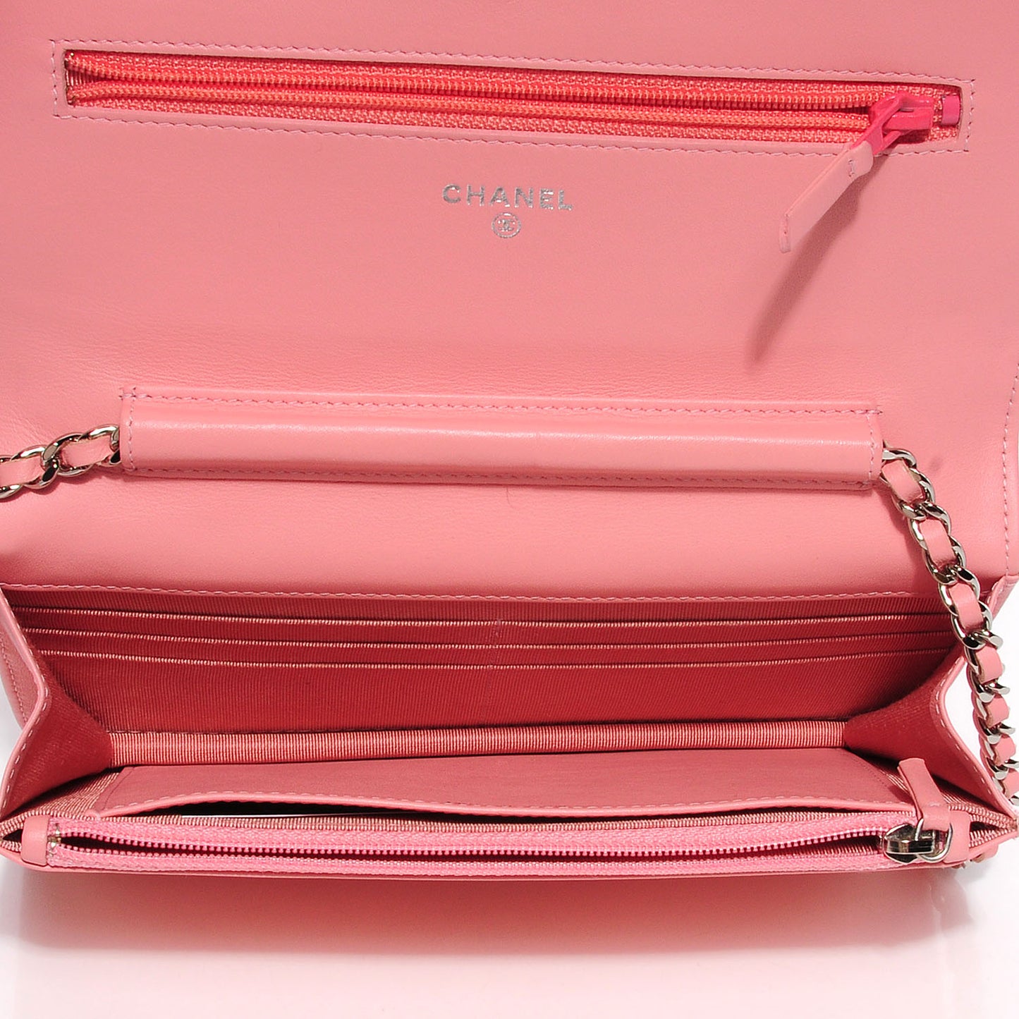 Patent Quilted Wallet On Chain WOC Pink