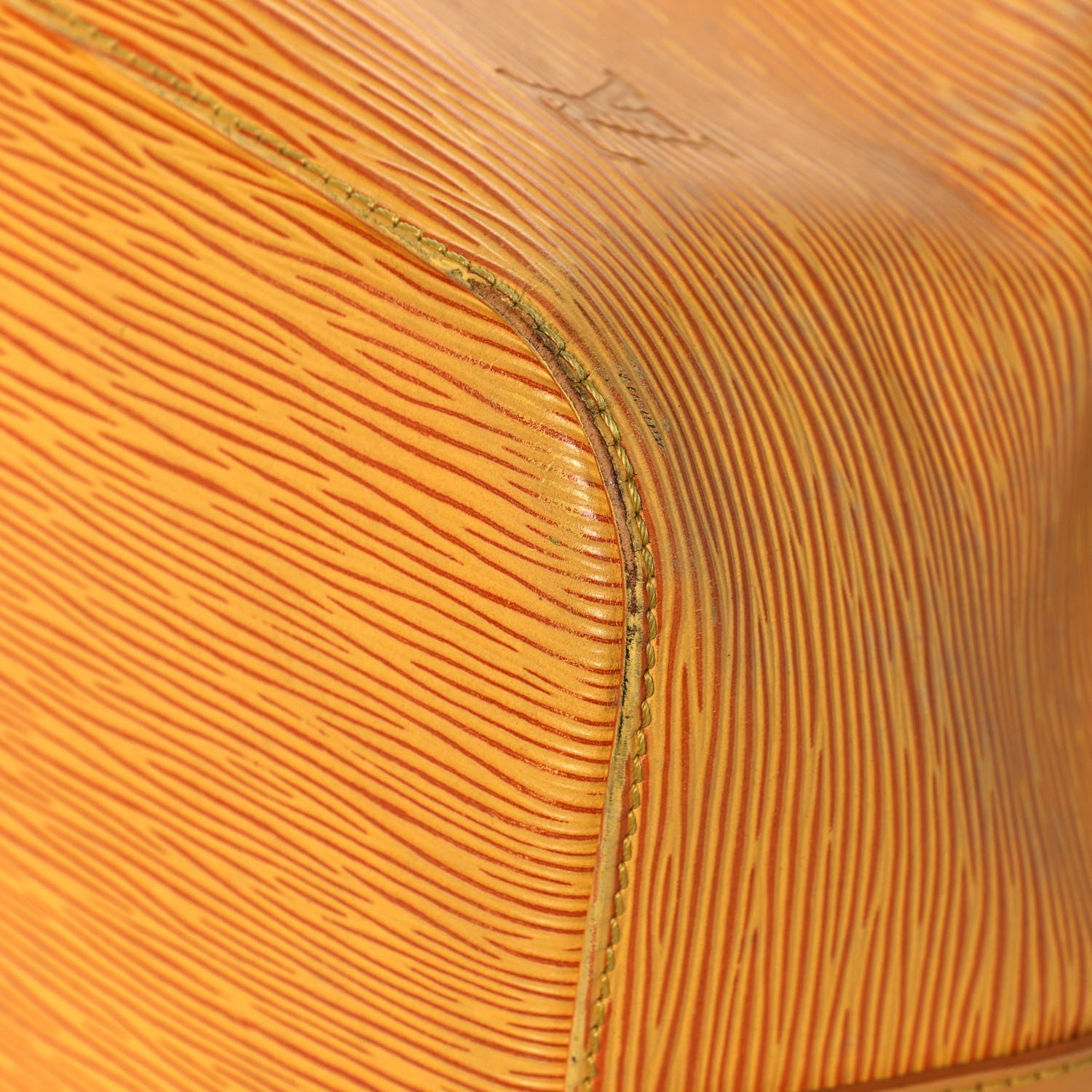 Louis Vuitton Epi Petit Noe Tassil 9 of 18